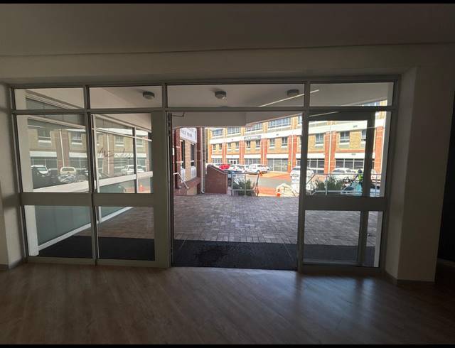 971M² OFFICE TO LET IN TYGER VALLEY